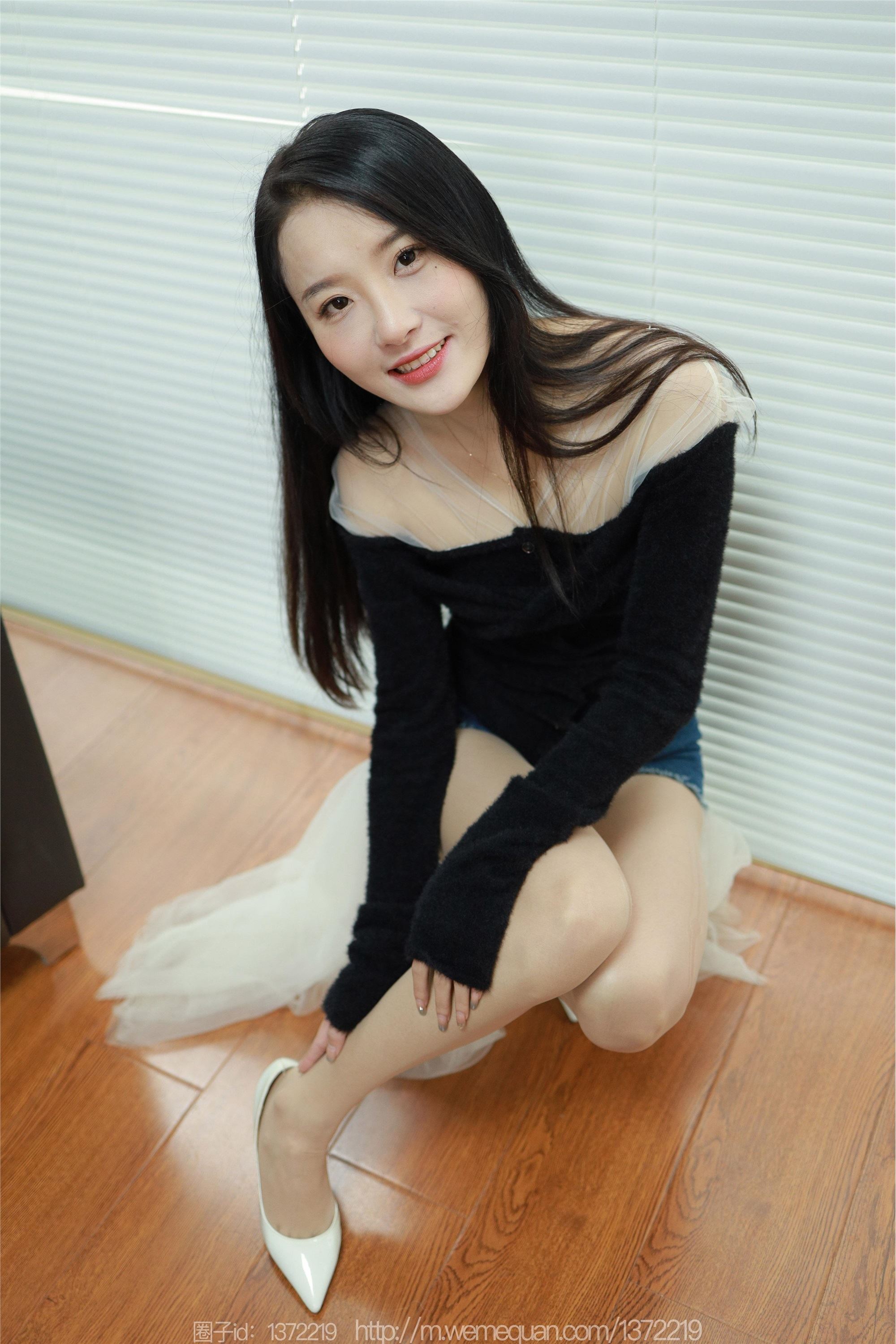 IESS异思趣向  2023.03.13 丝享家 1389 婉萍《偶遇单身狗》